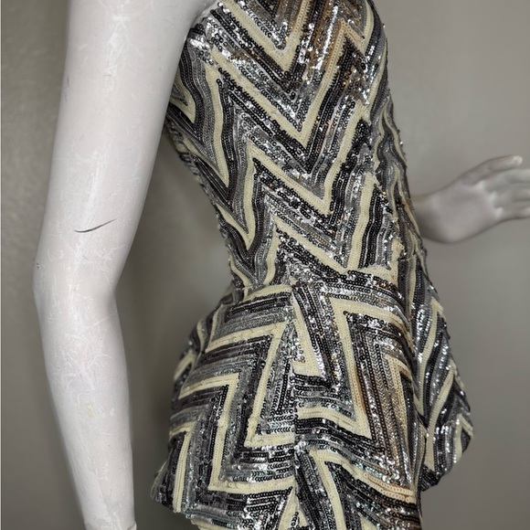 JULIE BROWN SEQUIN TOP Size 8.  #100 - Picture 5 of 8